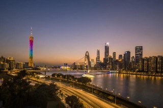 潇湘晨报[广州雄金贷]经济第一大省，悬了！持续多年的“粤苏之争”出现了一些悬念