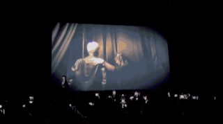 抖音[环泰在线]意外！老黄剧透下一代GPU芯片，新演讲又把摩尔定律按在地上摩擦