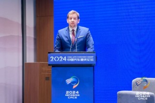 百里：匈牙利汽车产业和发动机产业发达，成为中国企业在欧洲投资的热土之地