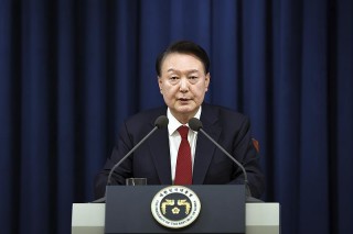 韩国总统尹锡悦发表讲话向民众道歉，承诺不会有第二次戒严