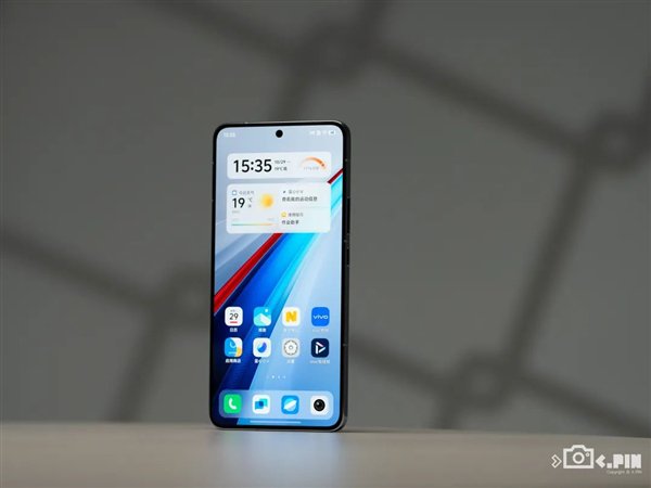 起售价不变 iQOO把标准版升级成了Pro-第4张图片
