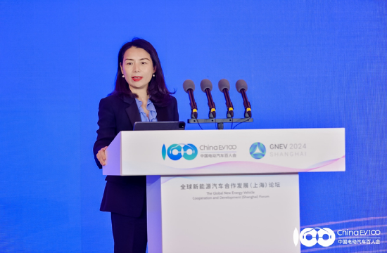 麦格纳吴珍：软件将成为汽车行业发展的重要领域和方向-第1张图片
