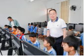 科技点亮未来，逸仙集团第7个绿色爱心电脑室落地肇庆-第9张图片
