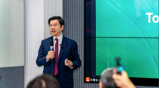 零一万物发布大模型ToB解决方案，已获百胜中国等客户认可-第1张图片
