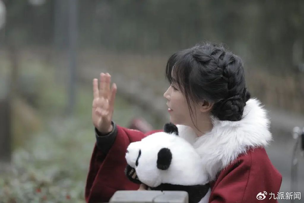 热搜第一！李子柒回归-第3张图片