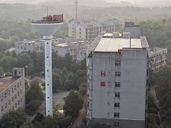 夕阳红公寓爆雷：一场疯狂的庞氏骗局走向崩塌-第2张图片