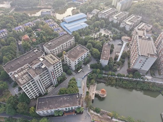 夕阳红公寓爆雷：一场疯狂的庞氏骗局走向崩塌-第3张图片