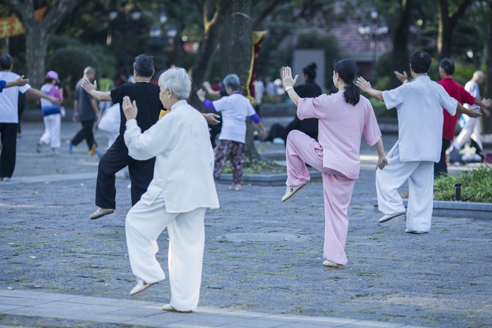 19省份迈过中度老龄化门槛，“最老”的是它-第7张图片
