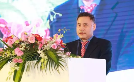 “纸中茅台”暴雷！董事长夫妇匆忙辞职，传被边控-第3张图片