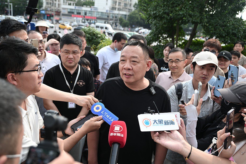 连发11条动态！于东来发声：大家不要担心我，若干年后，胖东来不是什么传奇也不是神话-第1张图片