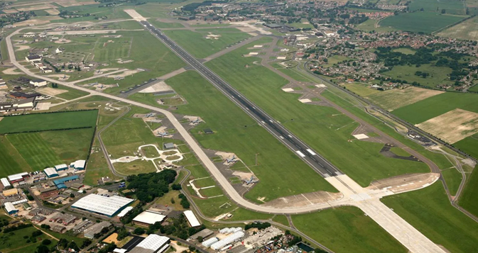 英媒：美空军证实，在三处驻英美军基地上空发现不明身份无人机-第1张图片