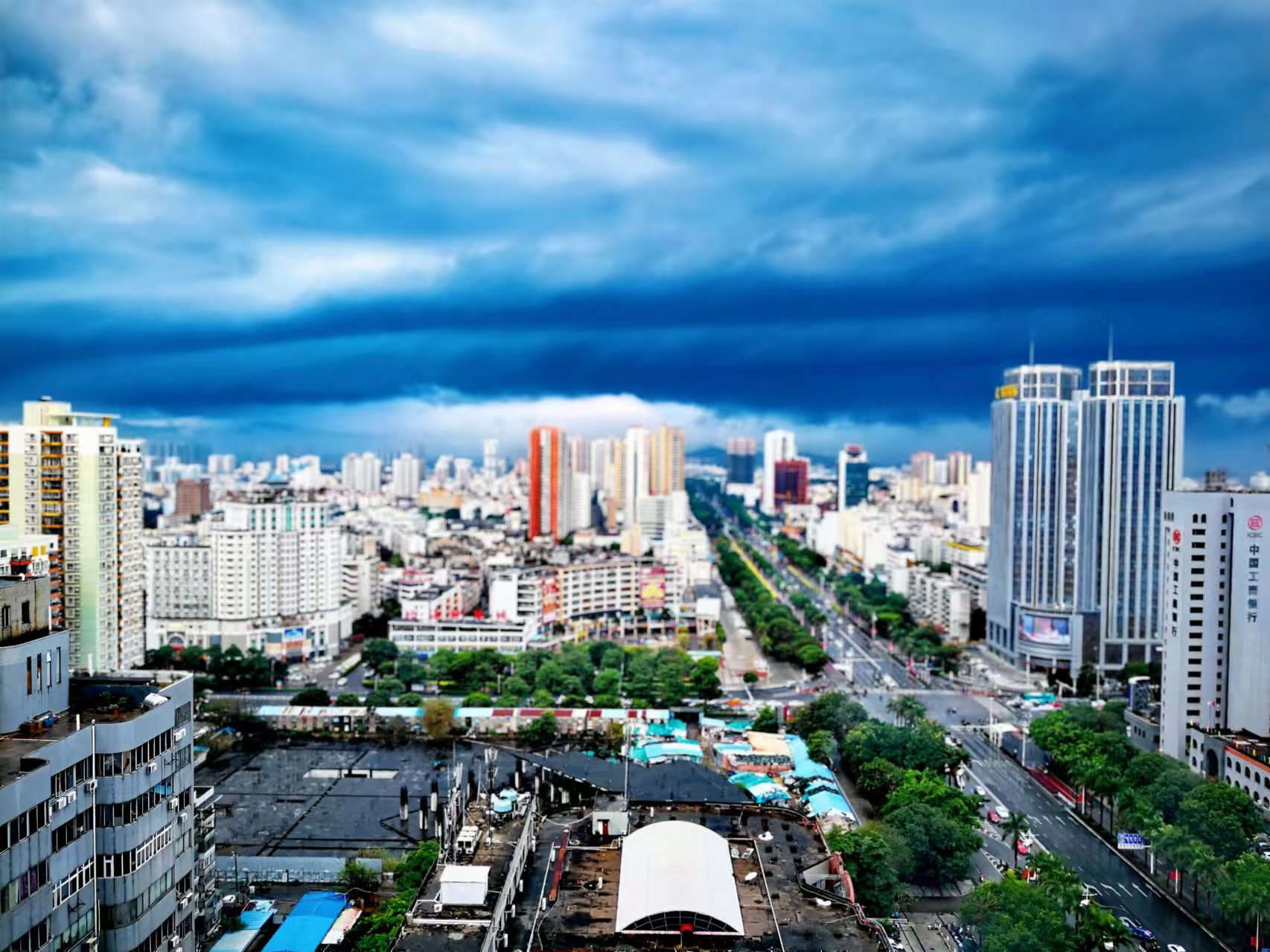 二手房交易活跃，地产中介迎来一年最繁忙时间-第1张图片