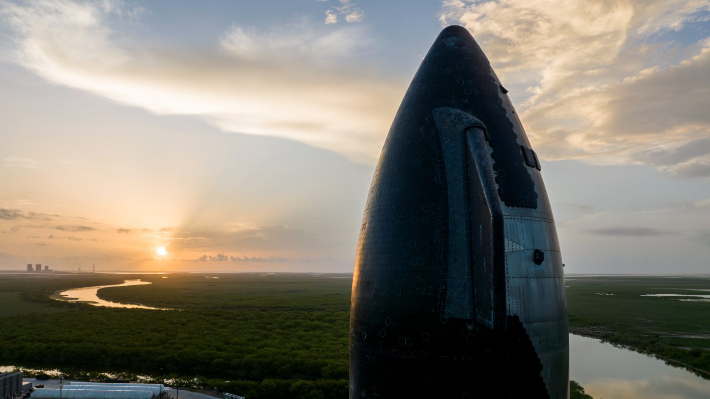 SpaceX 星舰制造画面曝光：使用机器人进行焊接-第2张图片