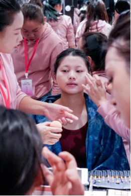 助力80位女性逐梦，逸仙集团“创美人生”贵州站圆满收官-第3张图片