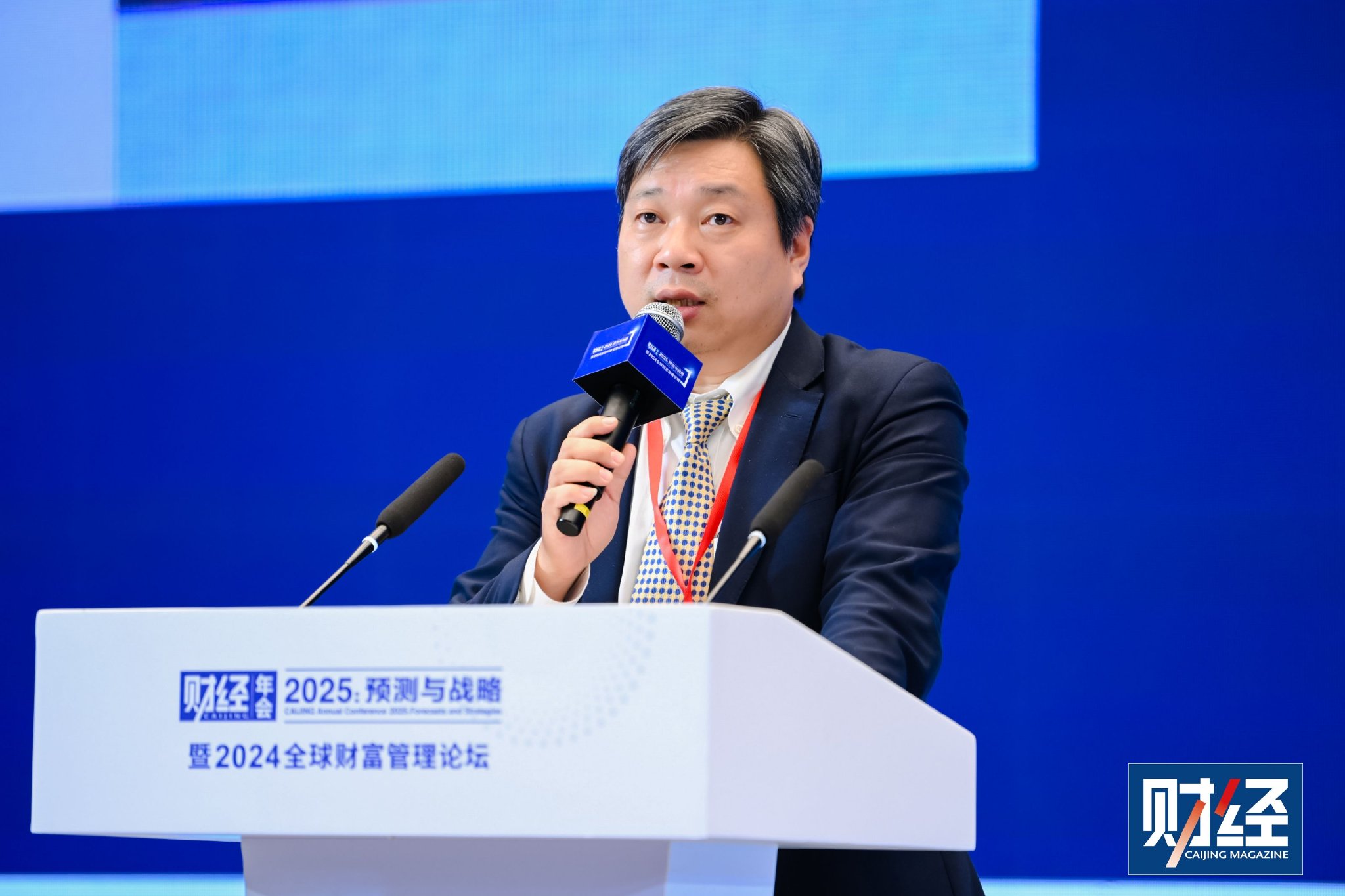 摩根大通中国首席经济学家朱海斌：解决消费核心痛点，“有钱”是关键-第1张图片