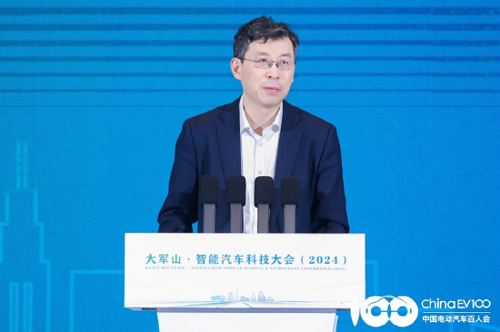 百人会张永伟：汽车操作系统不能重蹈智能手机覆辙-第1张图片