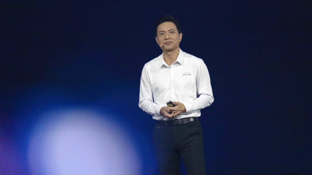 李彦宏：AI领域竞争比任何时候都更激烈，今年将继续井喷式增长-第1张图片