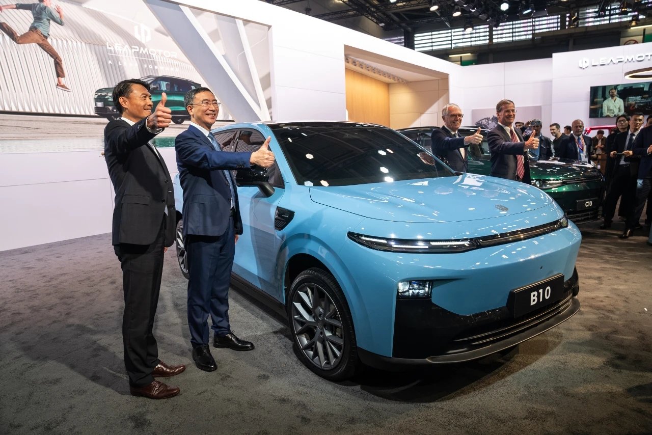 发布盈利预告！零跑汽车2024年Q4净利或转正，新势力们开始挣钱了？-第1张图片