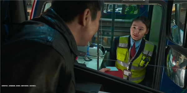 华为Mate 70系列拍摄！新春影片《圆圆的饺子》上映 网友感动看哭-第3张图片