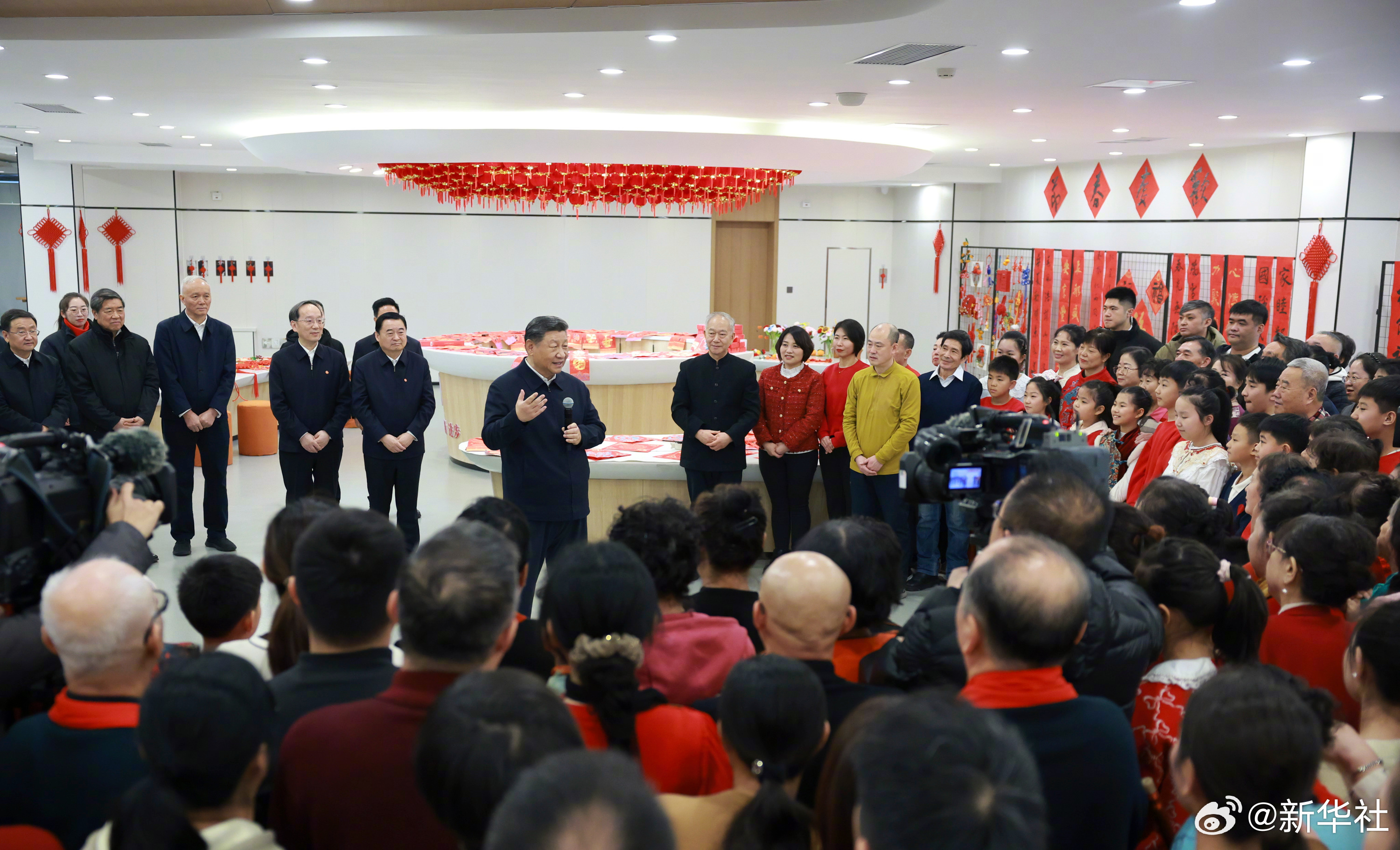 习近平在辽宁沈阳市考察调研-第12张图片