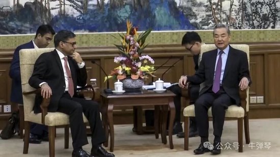 大年初一，中国迎来三个好消息，中国DeepSeek震惊世界，美国科技股依然心有余悸-第2张图片