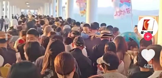 大量游客滞留码头3小时？三亚紧急发布6条措施，长时间排队可退票…-第1张图片