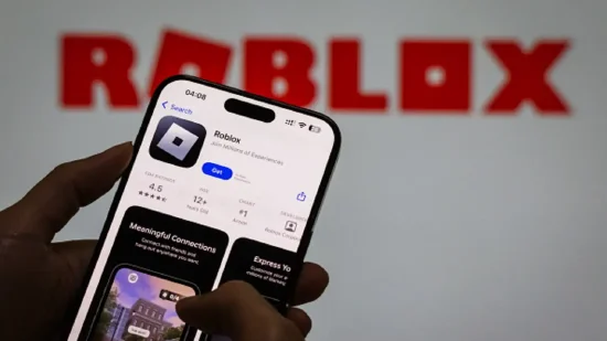 Roblox营收及日活用户不及预期 股价重挫18%-第1张图片