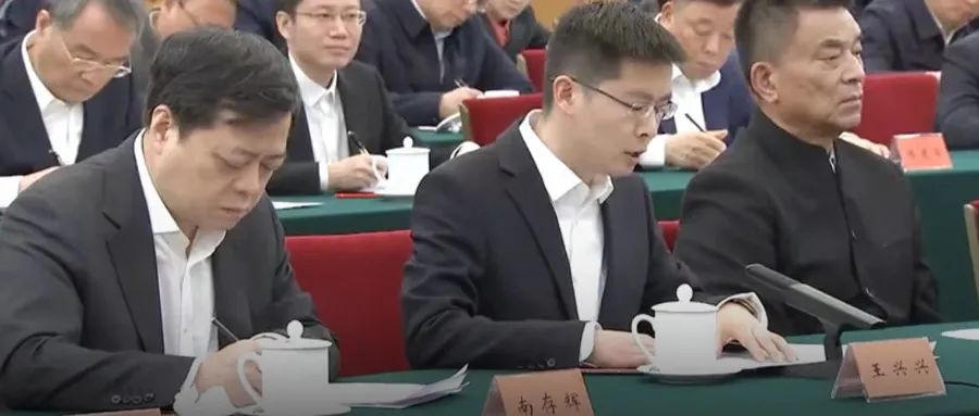 这次座谈会上，为什么浙江企业家最多？-第1张图片