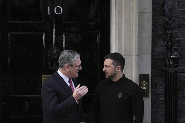 泽连斯基访英获军援，英法多国开会商对策，白宫争吵强烈震动欧洲-第1张图片